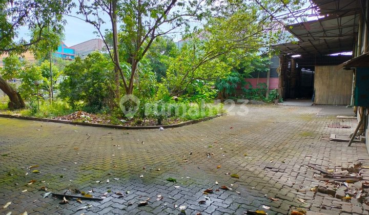 For Quick Sale: Ready-to-Use Warehouse, Flood-Free Area, Pasar Rebo, East Jakarta