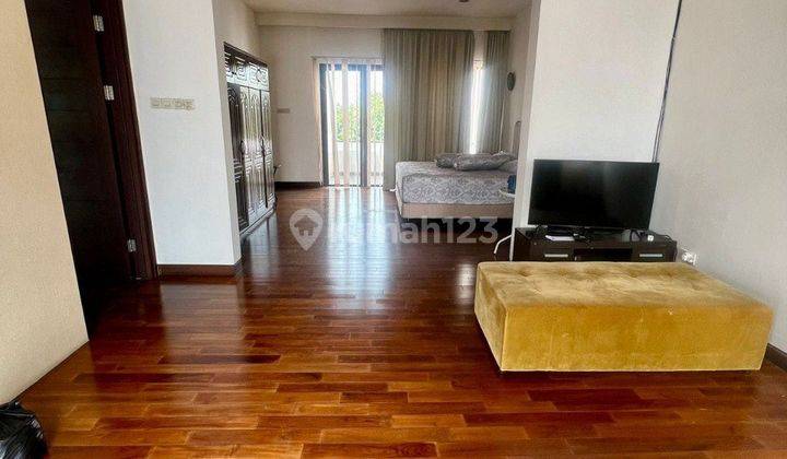 Penthouse 4 Lt Bagus Harga Njop SHM Bebas Banjir di Gunung Sahari  2