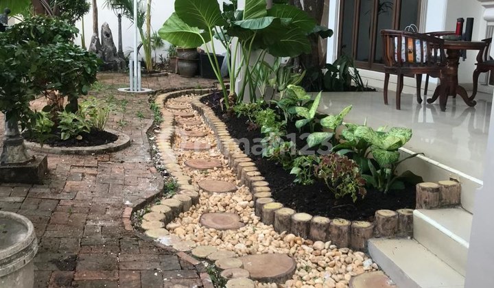 Dijual Rumah 2 Lantai Murah Pinggir Jalan Cocok untuk Usaha di Tebet Jakarta Selatan