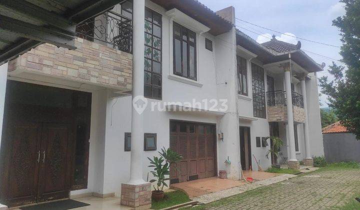 Rumah 2 Lantai Bagus Semi Furnished SHM di Pondok Labu, Jakarta Selatan 1