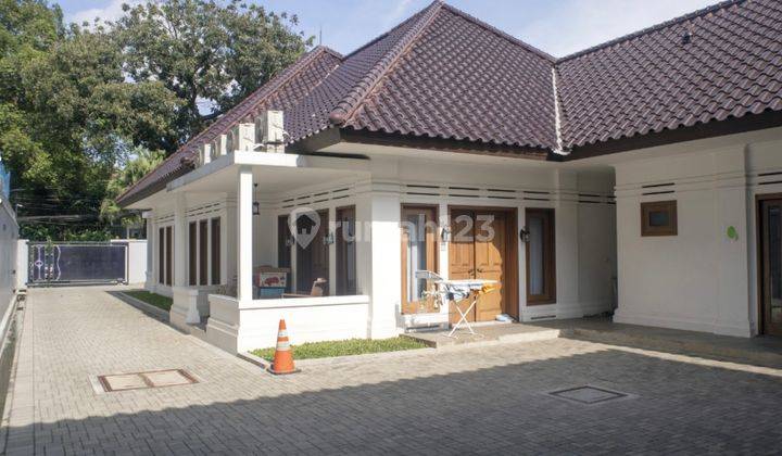 Disewa Rumah Bagus Terawat Pinggir Jalan Area Menteng Jakarta Pusat 1