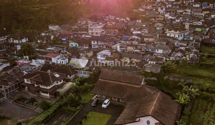 Villa 1000m2 Bagus Terawat View Pegunungan di Cisarua Bogor 2