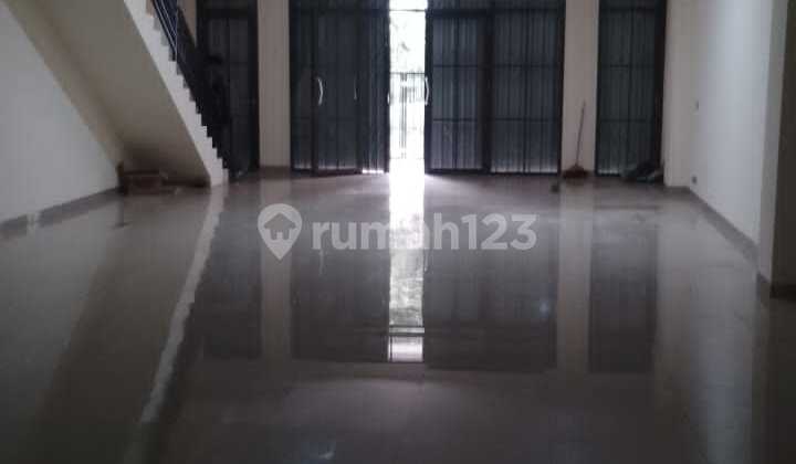 Ruko 3,5 Lantai Disewakan/Dijual Bebas Banjir Setiabudi Jakarta Pusat