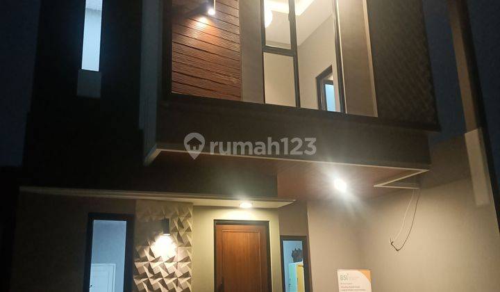 Rumah Cantik Asri 2 Lantai Lokasi Strategis Bebas Banjir Jagakarsa Jakarta Selatan 2