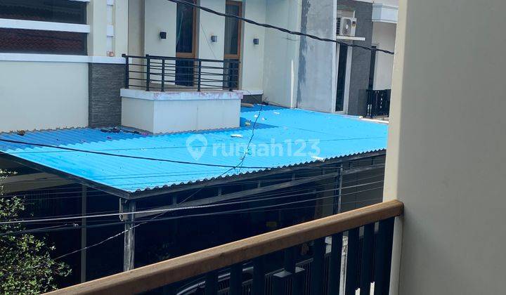 Rumah Baru 3 Lantai Strategis Bebas Banjir di Tebet Jakarta Selatan 1