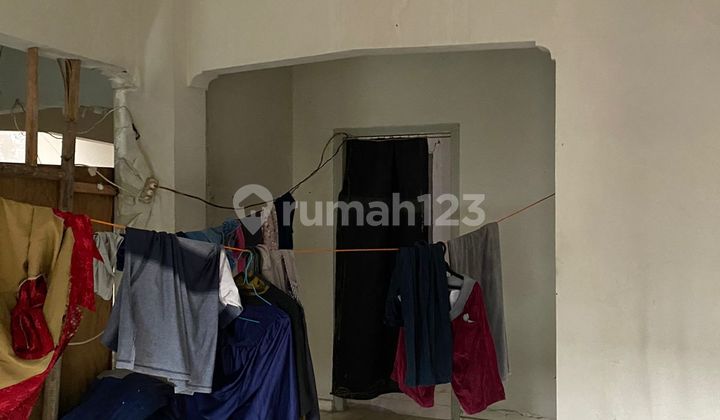 Rumah Hook Hitung Tanah Hadap Taman Menteng 5 Menit ke Hi Jakarta Pusat 2