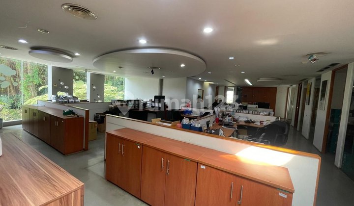 For Sale: Affordable, Flood-Free, Ready-to-Occupy Office Building in Kemang, South Jakarta