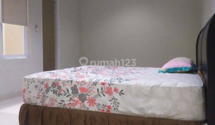 Rumah Bagus Terawat Semi Furnished 2 Lt di Pondok Indah Jakarta Selatan 2