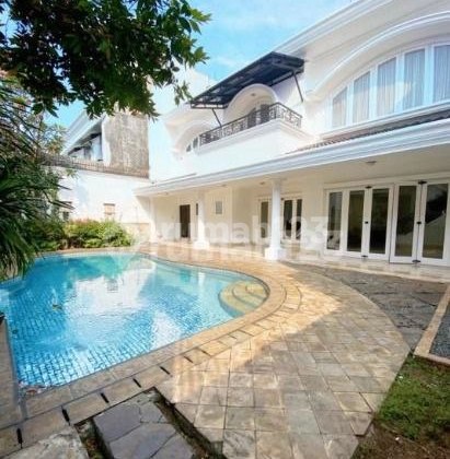 For Sale 2-Story House Ready to Occupant, Flood-Free, Near Public Facilities in Lebak Bulus, South Jakarta