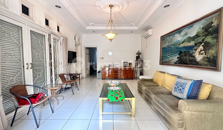 Rumah 2 Lantai Siap Huni Dijual Area Menteng Jakarta Pusat Rumah 2 Lantai Siap Huni Dijual Area Menteng Jakarta Pusat