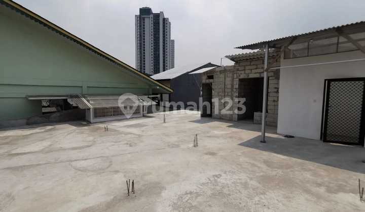 For Sale Well-Maintained Commercial Property with SHM in Senin, Central Jakarta
