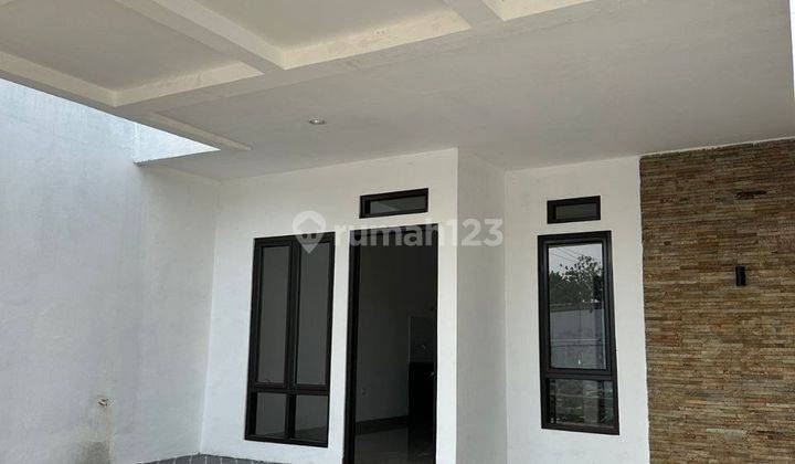 Rumah Mewah Murah 2 Lt SHM Strategis di Cibinong Bogor 2