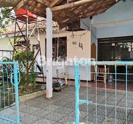 Rumah Hitung Tanah Lokasi Strategis Cocok Untuk Kos Kosan Rumah Hitung Tanah Lokasi Strategis Cocok Untuk Kos Kosan