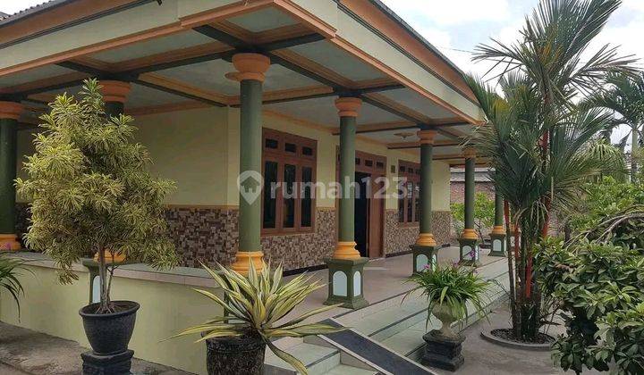 Dijual Rumah Pojok Lingkungan Asri,  Nego Mepet 2 Lantai 1