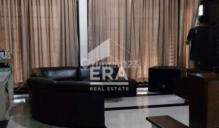 Rumah Mewah Cocok Untuk Hunian Yg Tenang, Untuk Mes Atau Home Stay, Hanya 2 Menit Ke Usu, Sangat Dekat Dengan Kantor Bni, Berada Di Sekitar Perumahan2,  Dekat Dengan Rs, Dekat Dengan Pasar Setiabudi,, 2