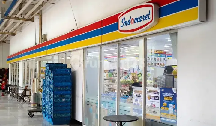 CHEAP BOOTH RENTAL, green row - yellow row at Sentra Timur Apartment, East Jakarta 2