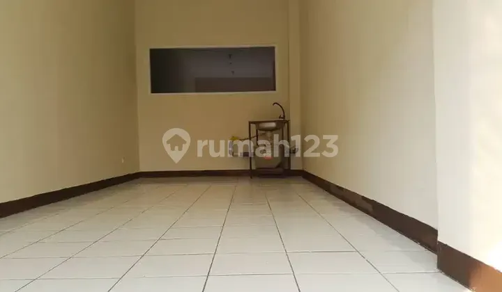 RAJAKIOS murah hadap pintu masuk utama Pluit Sea View tower Maldives
