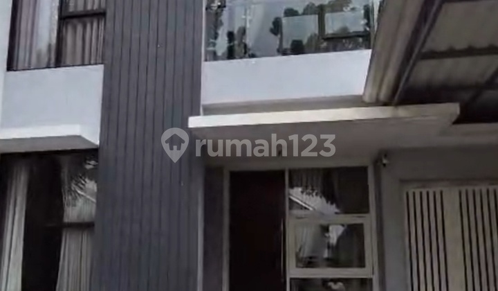 Full Furnished 2 Lantai Di Sutera Palmyra