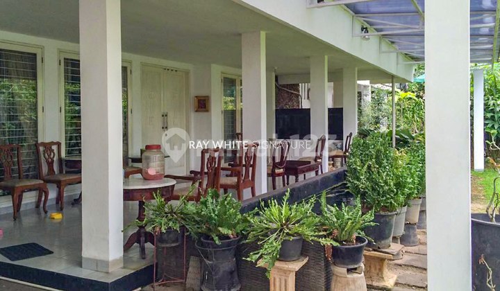 For Sale Luxury House in Gaharu V