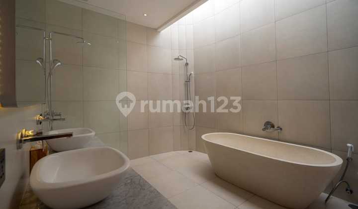 Certainly Closing For Sale Villa Location Uluwatu Kuta South Badung 2