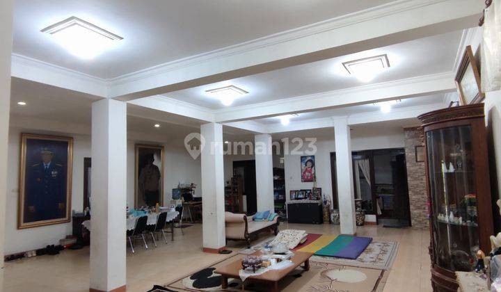 Jual Cepat Rumah Villa Di Komplek Graha Puspa 2