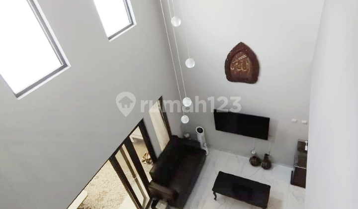 Sell Comfortable House in Ciwaruga Bandung