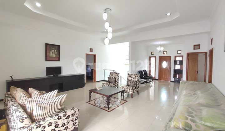 Rumah Furnished Dekat Upi di Gegerkalong, Sayap Setiabudi Bandung 2