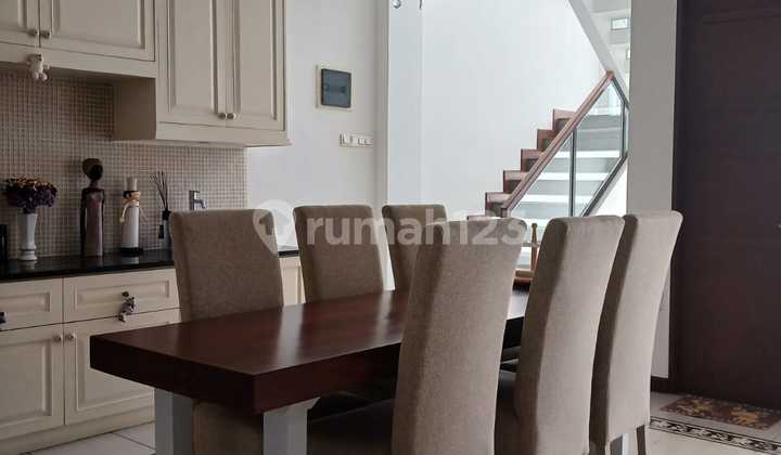 Mountain View House in Cipaku Indah 2