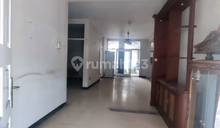 Langka Turun Harga Rumah Perlu Renovasi Dekat Sumbersari Junction di Komplek Sumber Sari Bandung