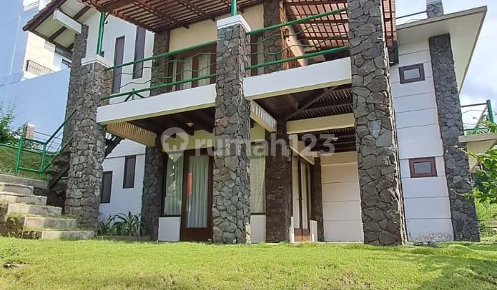 Jual Vila Apik Di Istana Bunga Parongpong Bandung