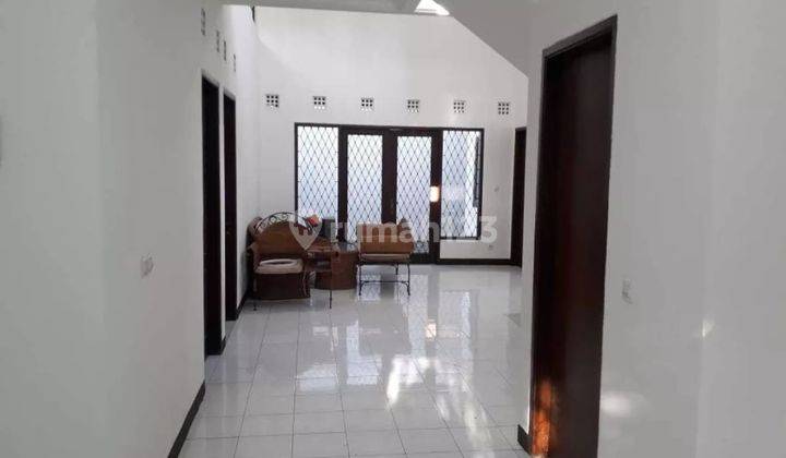 Sewa Rumah Di Setraduta Bandung  1