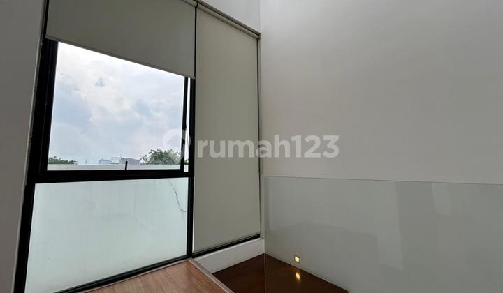 Luxury House with Swimming Pool in Muara Karang, North Jakarta 2