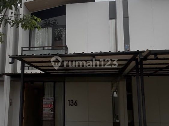 Dijual Rumah Cantik Ada Furnish di Lippo Karawaci Siap Huni 