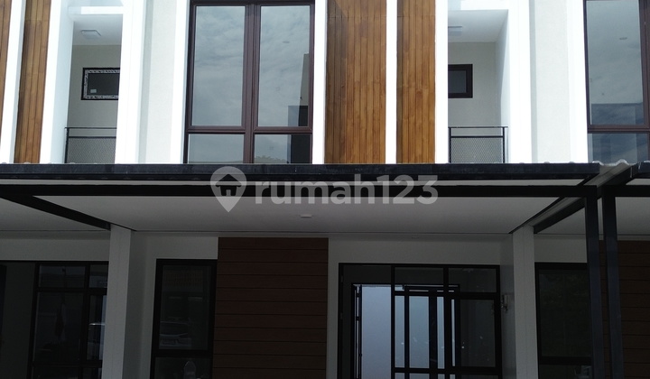 Dijual Rumah Baru Siap Huni di Metland Puri Sudah Ada Canopy Carport 2 Mobil