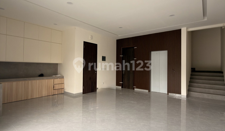 For Sale Brand New House Bangunan Mandiri Alam Sutera Include Lift 2