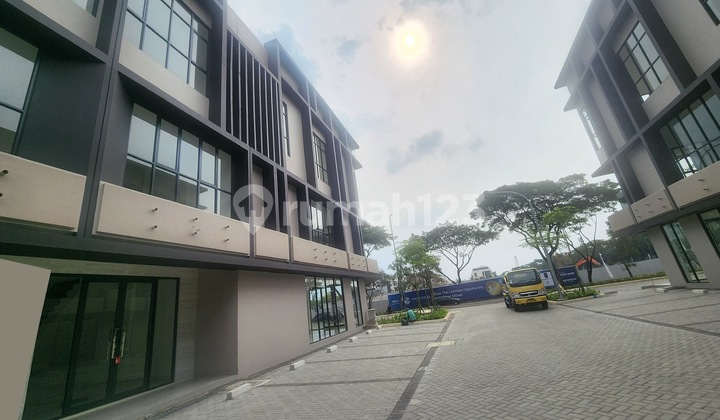 For Sale or Rent: New Enchante BSD Shophouse, Ready for Handover, Front Position For Sale or Rent: New Enchante BSD Shophouse, Ready for Handover, Front Position