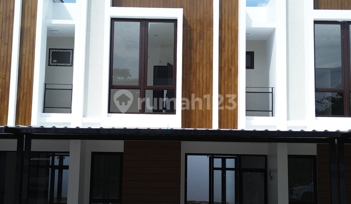 Dijual Rumah Baru Siap Huni di Metland Puri Sudah Ada Canopy Carport 2 Mobil 2