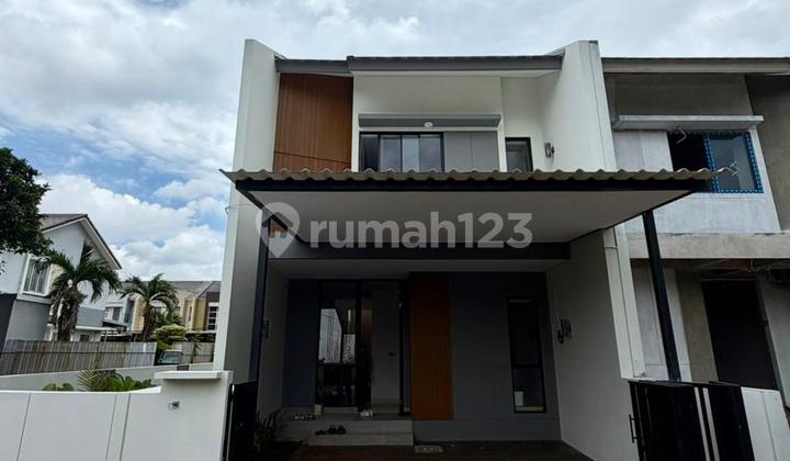 Rumah Cakep 2 Lantai Taman Semanan Indah Siap Huni