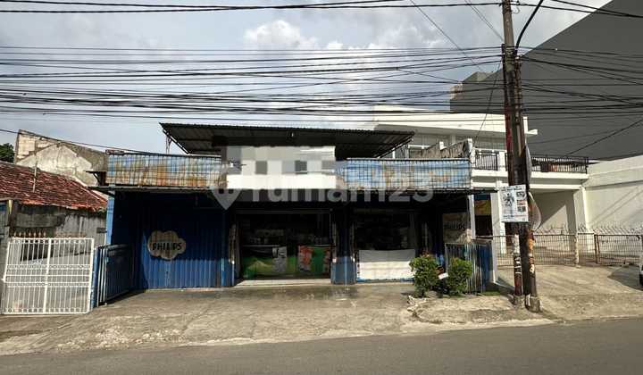 For Quick Sale: House Plus Shophouse by the Main Roadside in Ciledug, Tangsel For Quick Sale: House Plus Shophouse by the Main Roadside in Ciledug, Tangsel