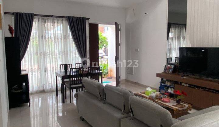 Dijual Rumah Mewah Cantik Semifurnish di Riviera Puri Jakbar 2