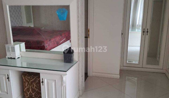 Apartment 3 BR Full Furnished Taman Anggrek  2