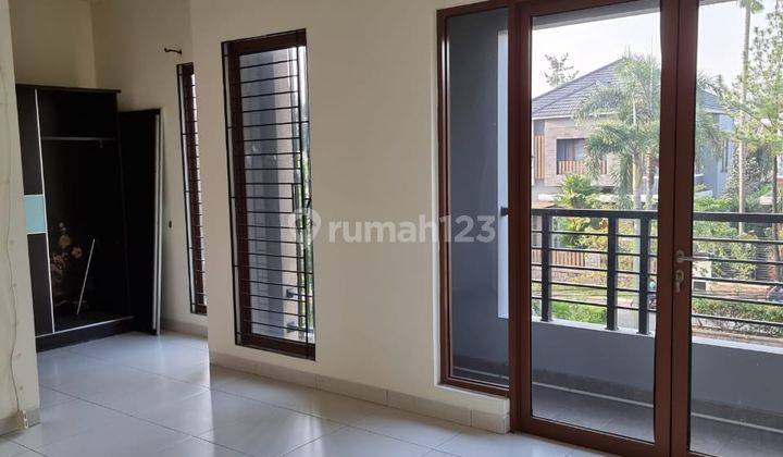 Disewakan Rumah Cantik di Villa Melati Mas Vista 2