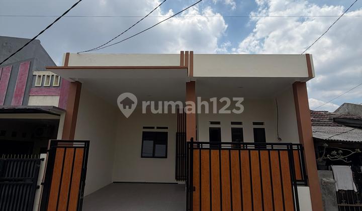 Rumah Baru Selesai Renovasi, Lokasi Strategi Tidak Banjir Bangunan Sudah Tinggi 80 Cm Dari Jalan Rayas