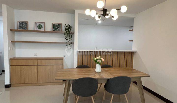 Disewakan Apartemen Akr Gallery West, Jakarta Barat 1