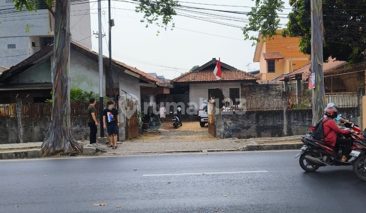 Dijual Tanah dan Bangunan, Cocok untuk Gudang, Neglasari, Tangerang. Hitung Tanah Saja !