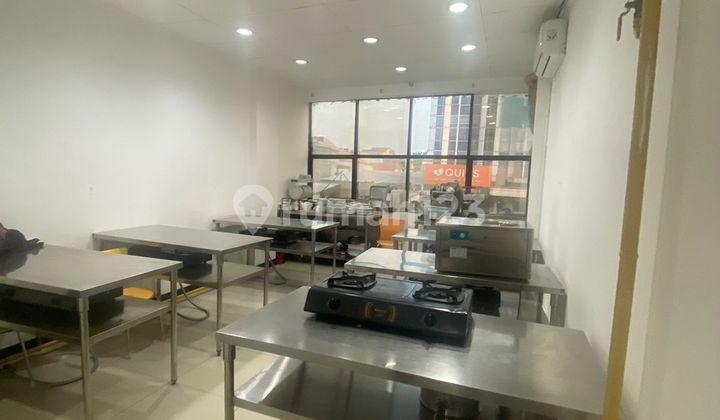Ready-to-Use Shophouse Suitable for Restaurant, Cafe, etc. Business. Tanjung Duren, West Jakarta 2
