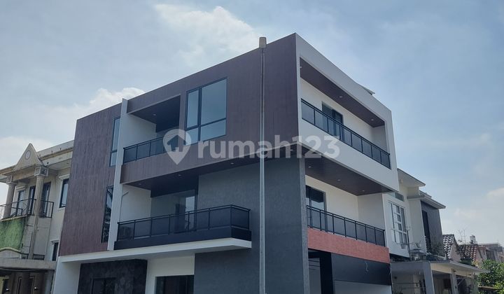 Rumah Sutera Flamboyan 204m Hoek ada lift brand new siap huni 1
