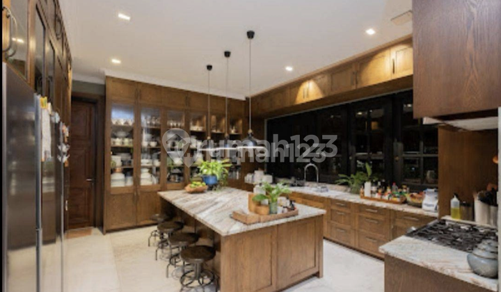 dapur rumah cluster emerald cove summarecon