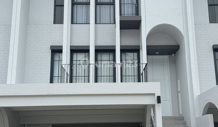 Rumah Cluster Aether 7x14 unfurnish baru belum pernah huni Greenwich BSD City 1