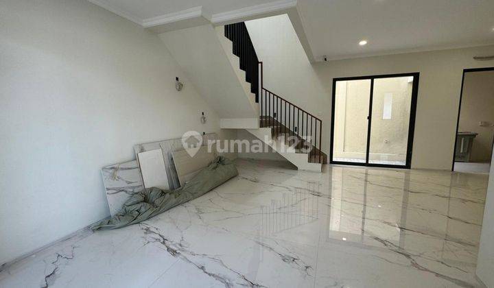 Rumah Cluster Carson Scientia 2 Lantai Renov Tipe 9x13.5 Gading Serpong  1